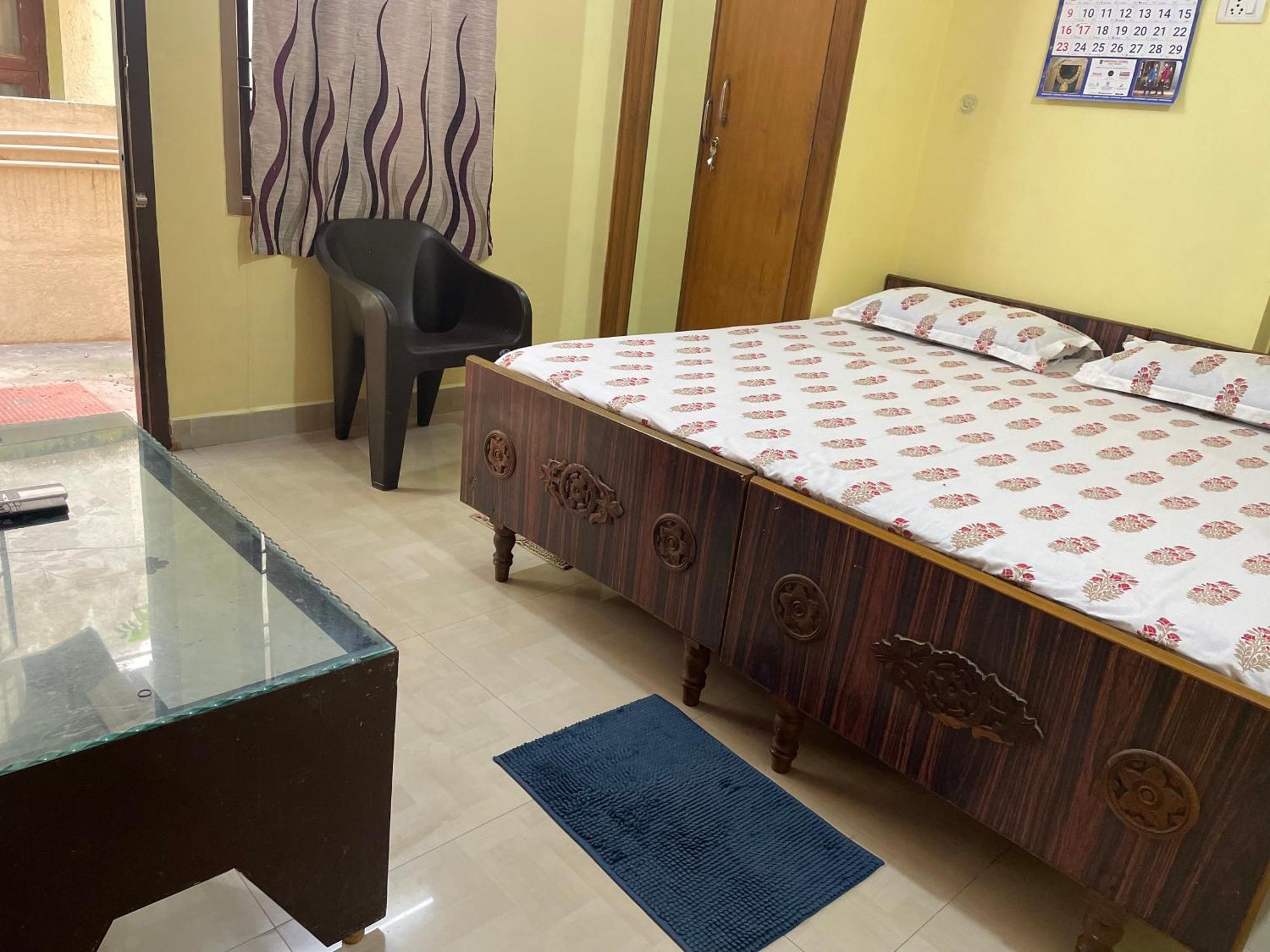 Krishna - Double Homestay Chennai